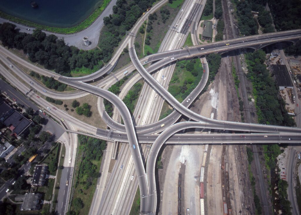 Traffic on the Baltimore Beltway at a busy interchange